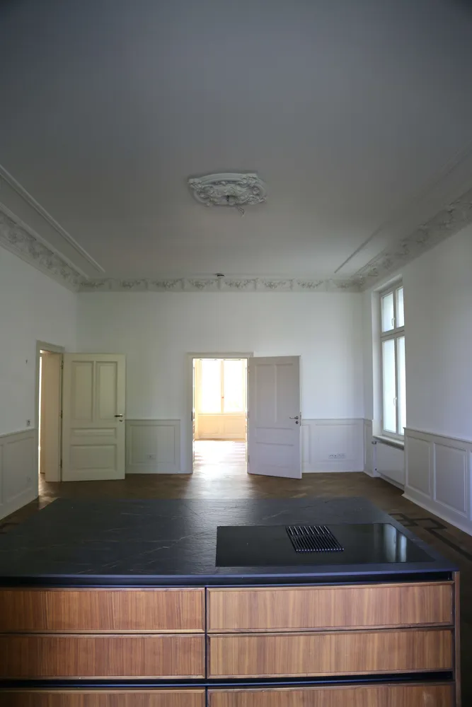 4 Zimmer Wohnung mit 180 m² in Frankfurt am Main – Bild 2