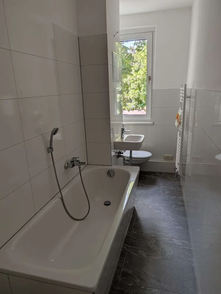 2 Zimmer Wohnung mit 48 m² in Magdeburg – Bild 3