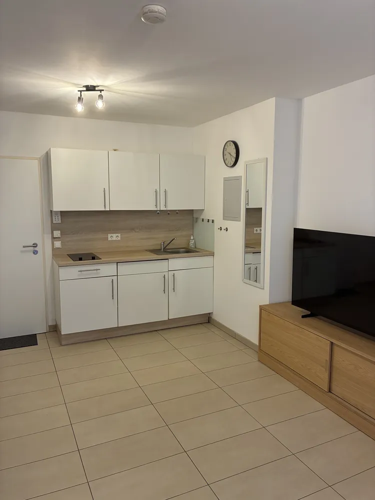 2 Zimmer Wohnung mit 42 m² in Bonn – Bild 2