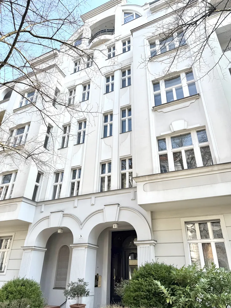 5 Zimmer Wohnung mit 195 m² in Berlin – Bild 4