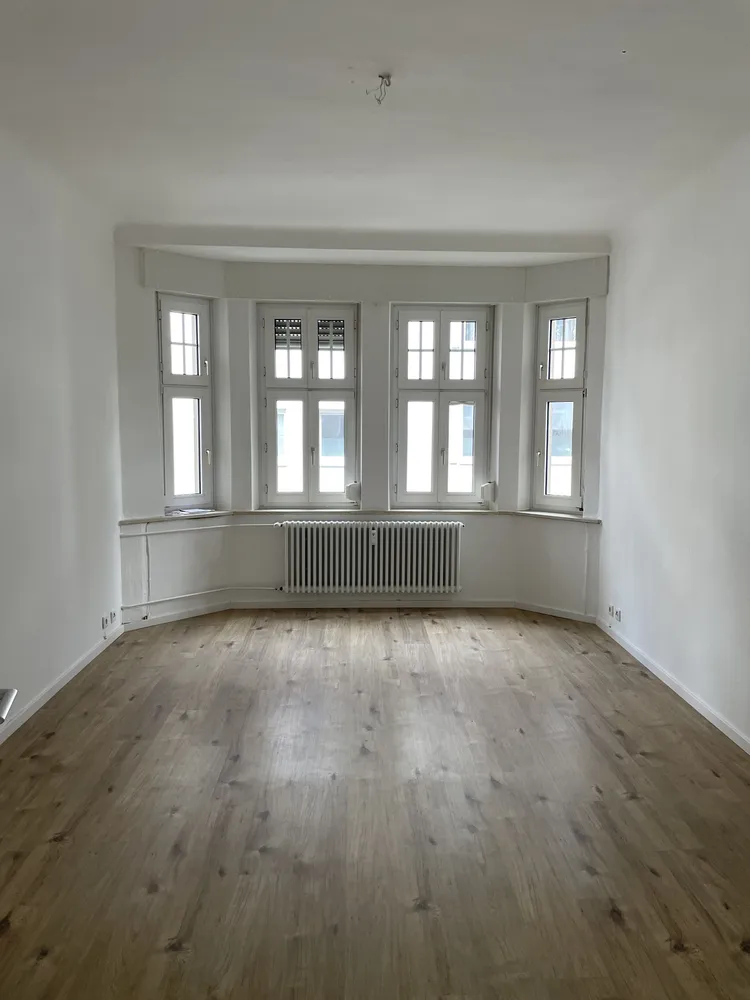 4 Zimmer Wohnung mit 110 m² in Aschaffenburg – Bild 2