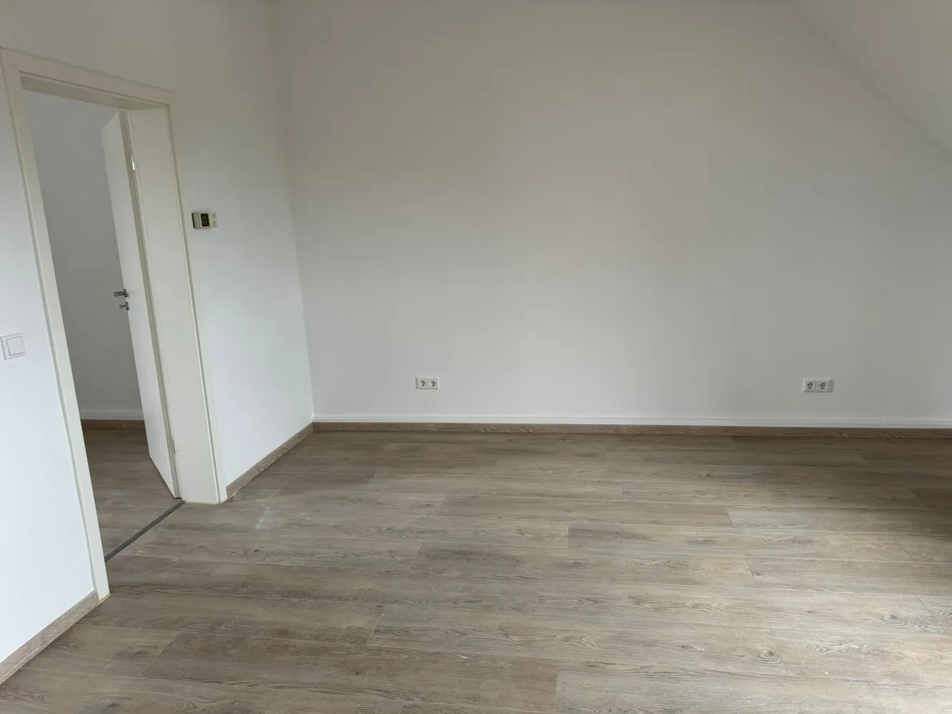 4 Zimmer Wohnung mit 98 m² in Bochum – Bild 2