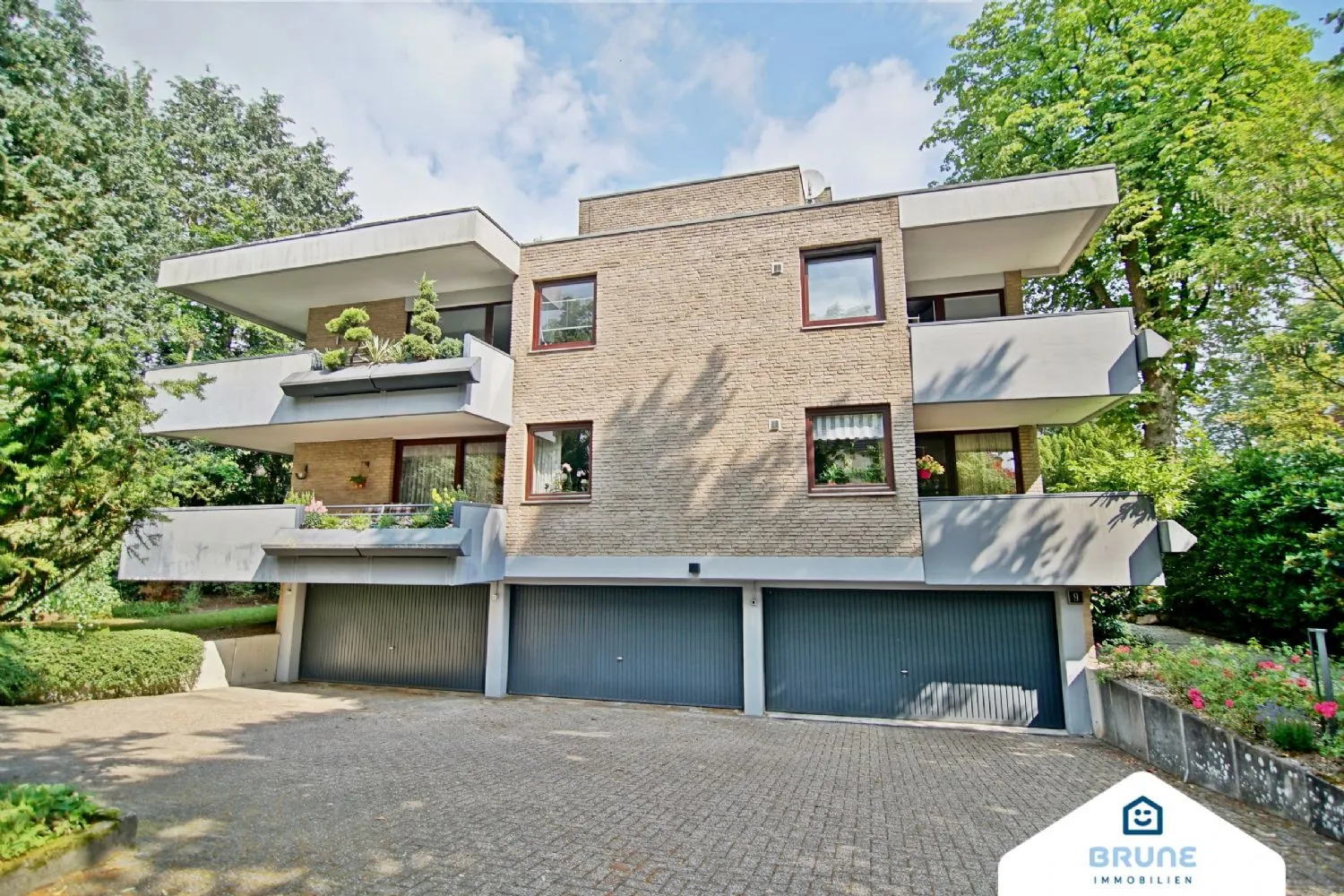 3 Zimmer Wohnung mit 104 m² in Bremen – Bild 1