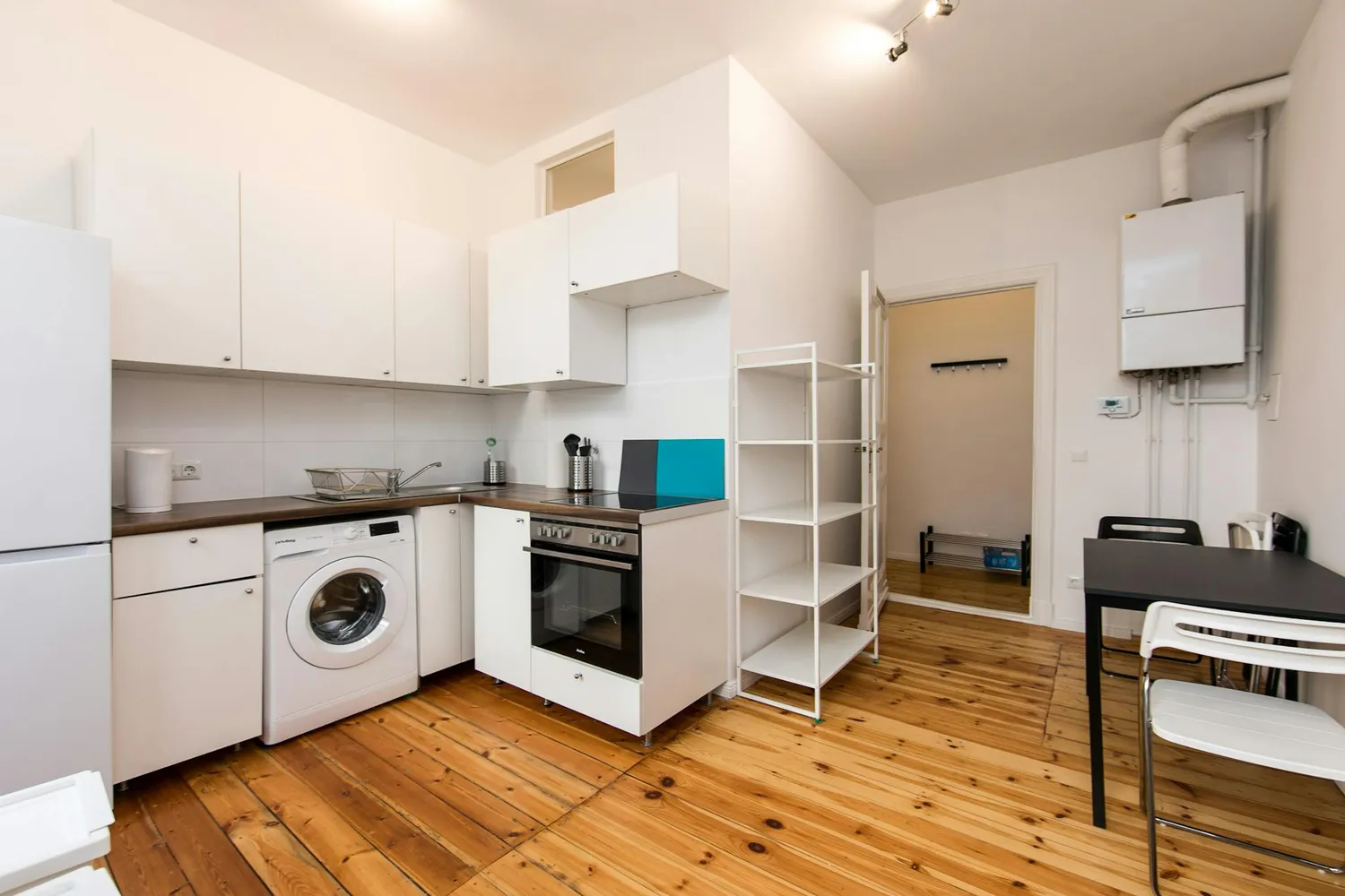Shared room with 13 m² in Berlin – Photo 8