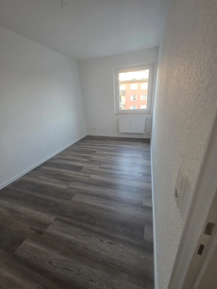 4 Zimmer Wohnung mit 80 m² in Köln – Bild 3