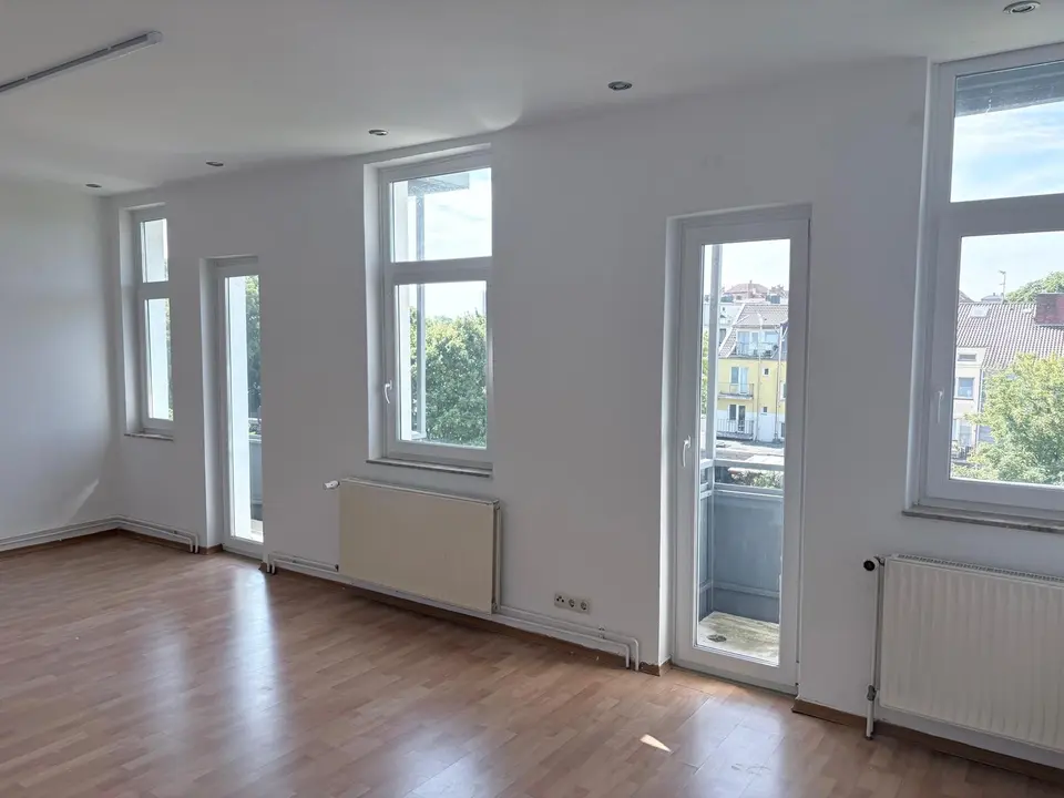2 room apartment with 74 m² in Bremerhaven – Photo 2
