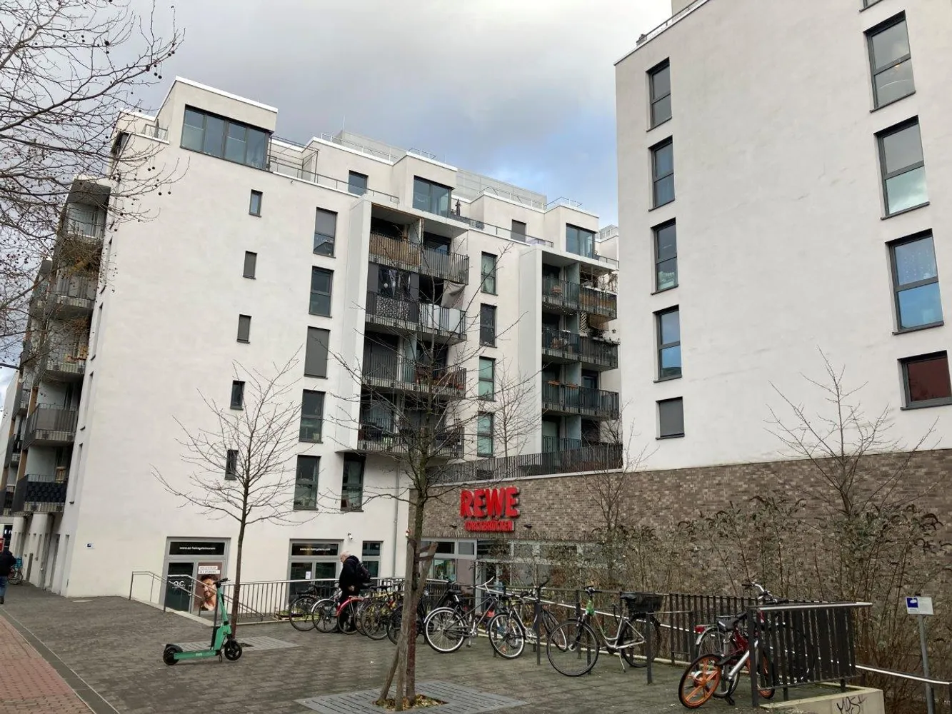 3 Zimmer Wohnung mit 99 m² in Berlin – Bild 1