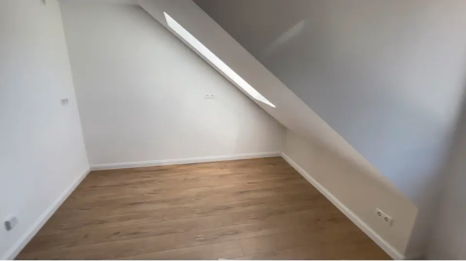 2 Zimmer Wohnung mit 88 m² in Sonneberg – Bild 9
