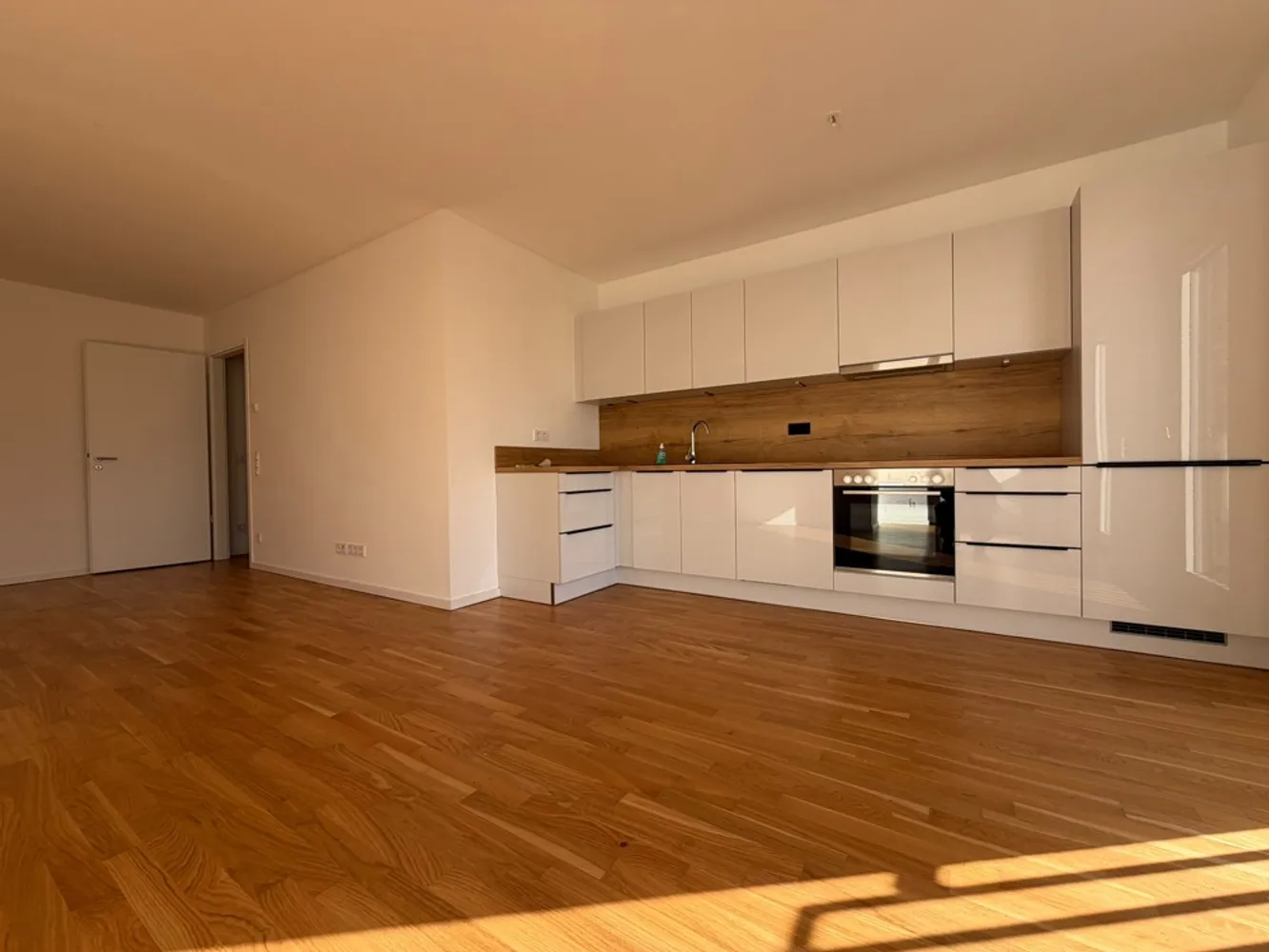 4 Zimmer Wohnung mit 103 m² in Leverkusen – Bild 1
