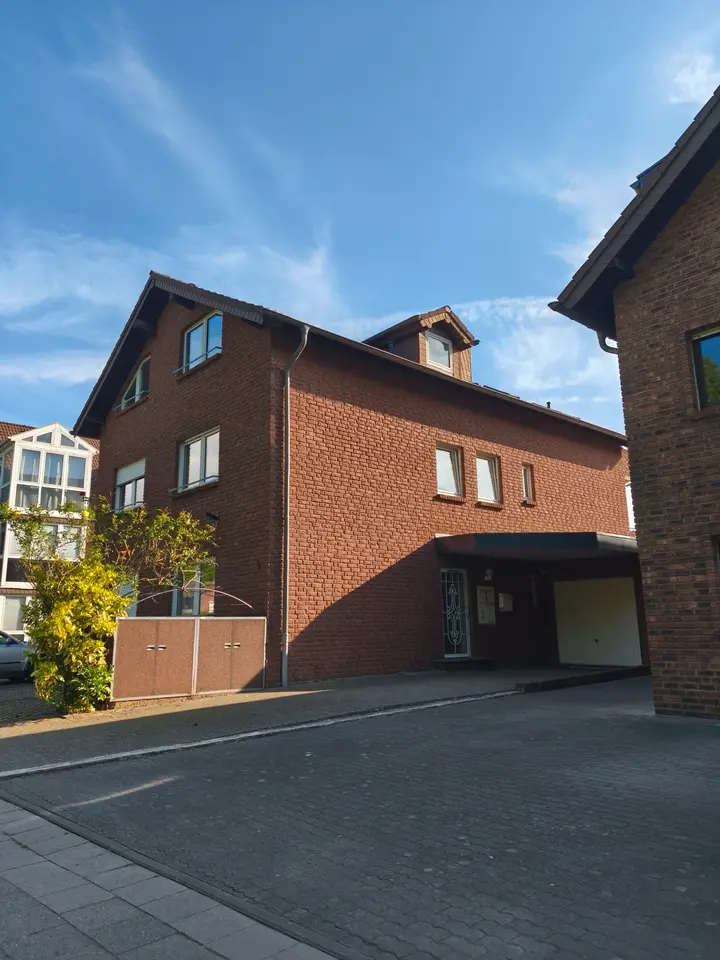 3 Zimmer Wohnung mit 110 m² in Bergheim – Bild 3