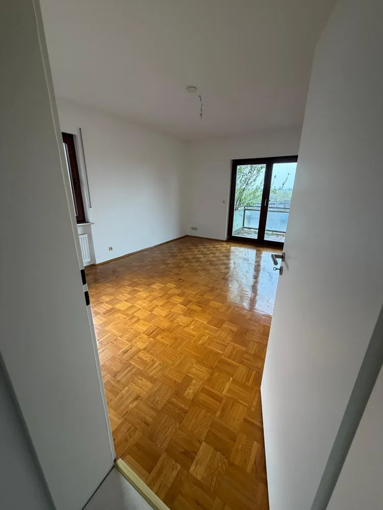 4 Zimmer Wohnung mit 180 m² in Frankfurt am Main – Bild 8