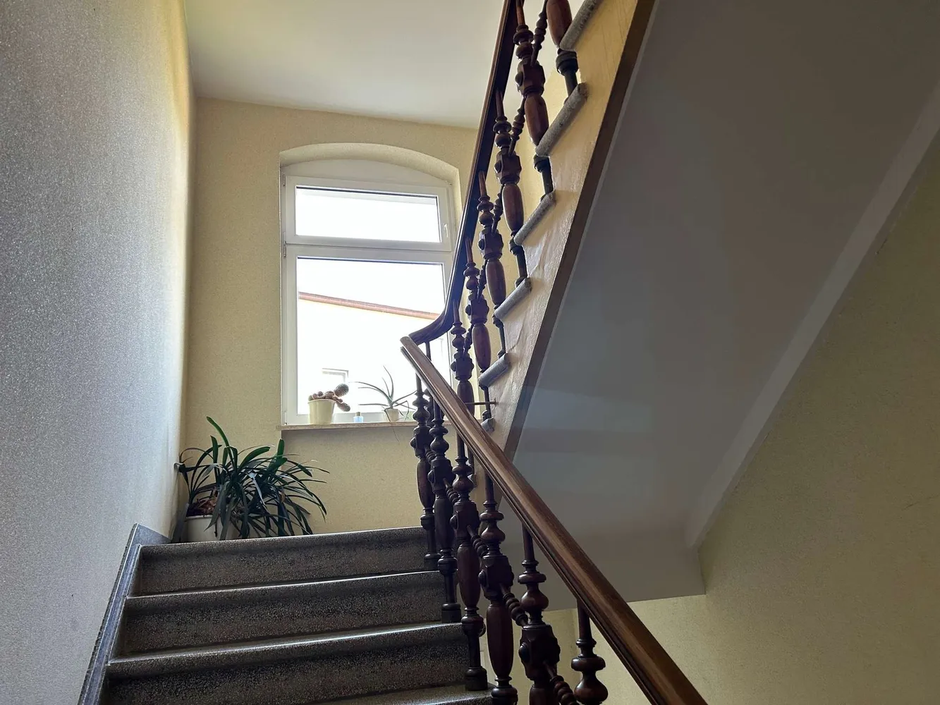 3 Zimmer Wohnung mit 91 m² in Halle (Saale) – Bild 4