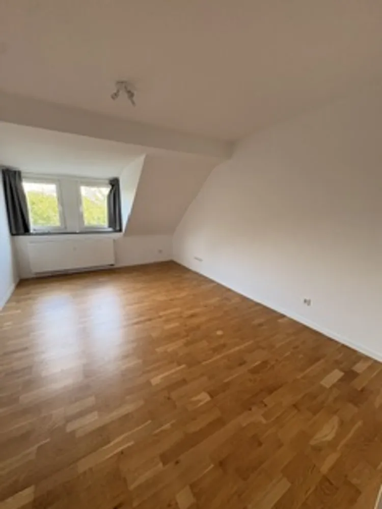 3 Zimmer Wohnung mit 70 m² in Düsseldorf – Bild 6