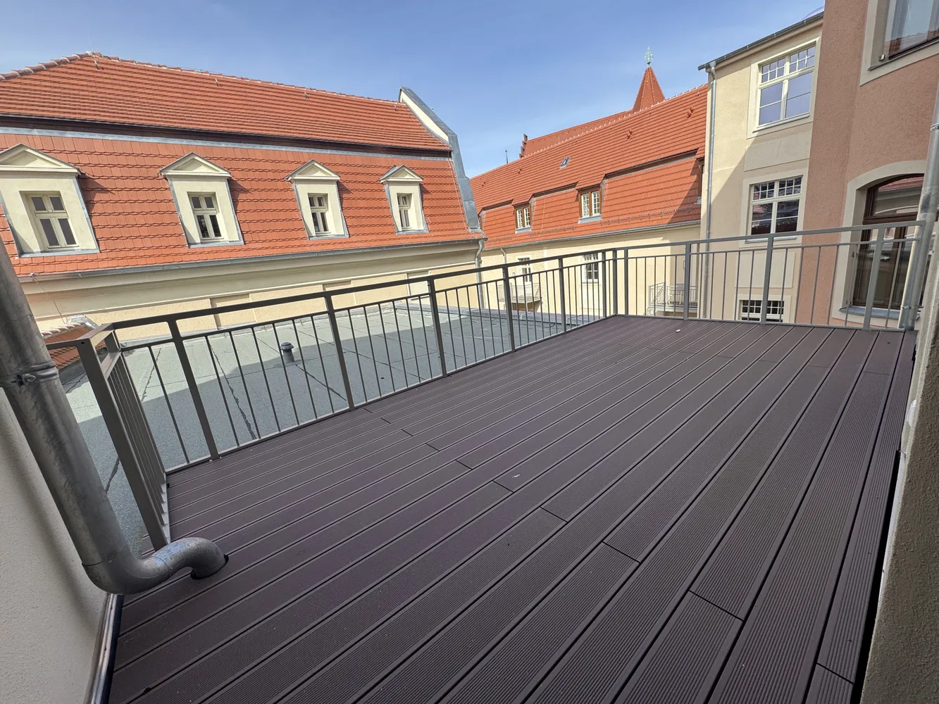 2 Zimmer Wohnung mit 105 m² in Halle (Saale) – Bild 4