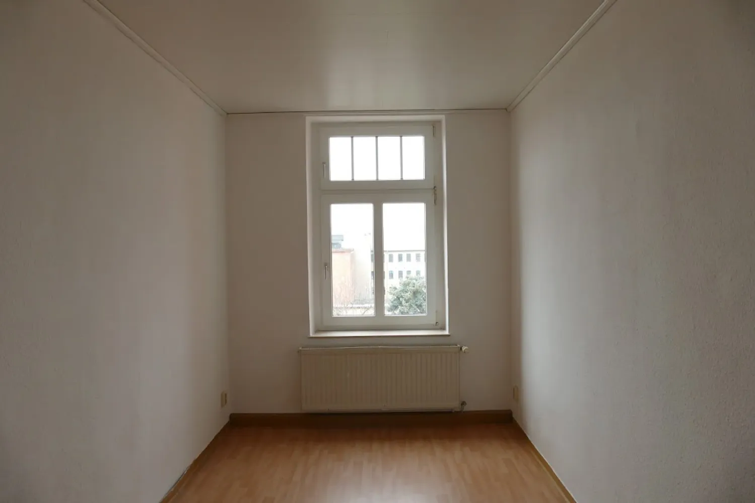 4 Zimmer Wohnung mit 104 m² in Naumburg (Saale) – Bild 3