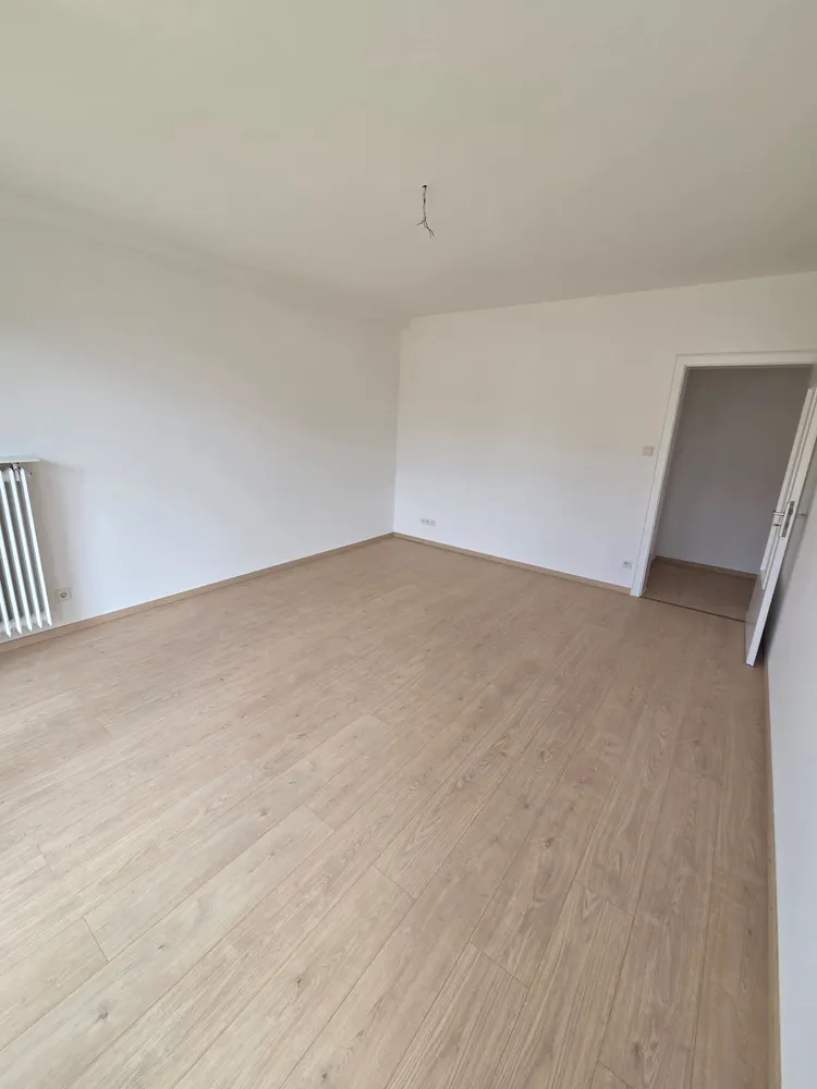2 Zimmer Wohnung mit 56 m² in Düsseldorf – Bild 2