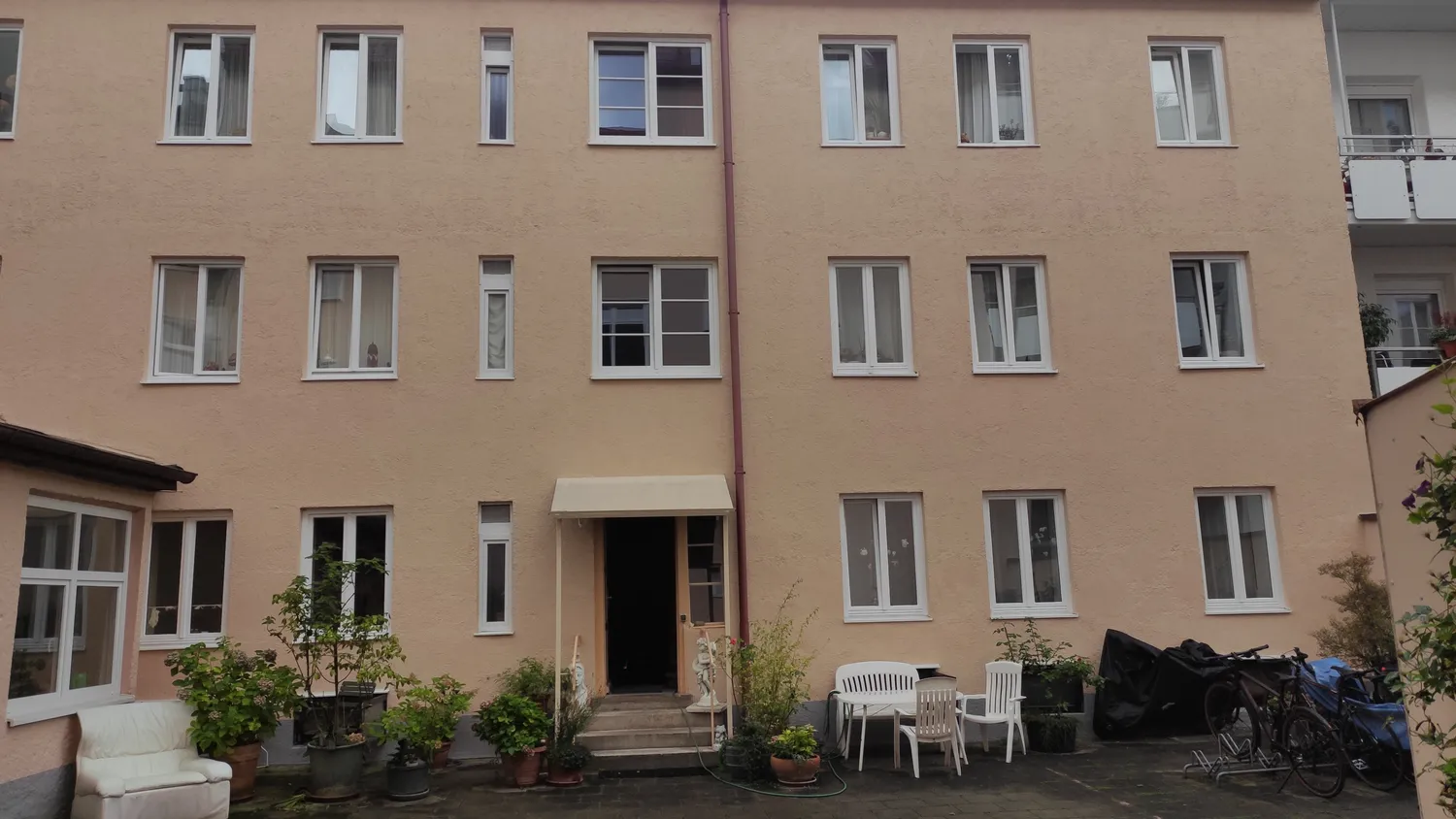 2 Zimmer Wohnung mit 58 m² in München – Bild 2