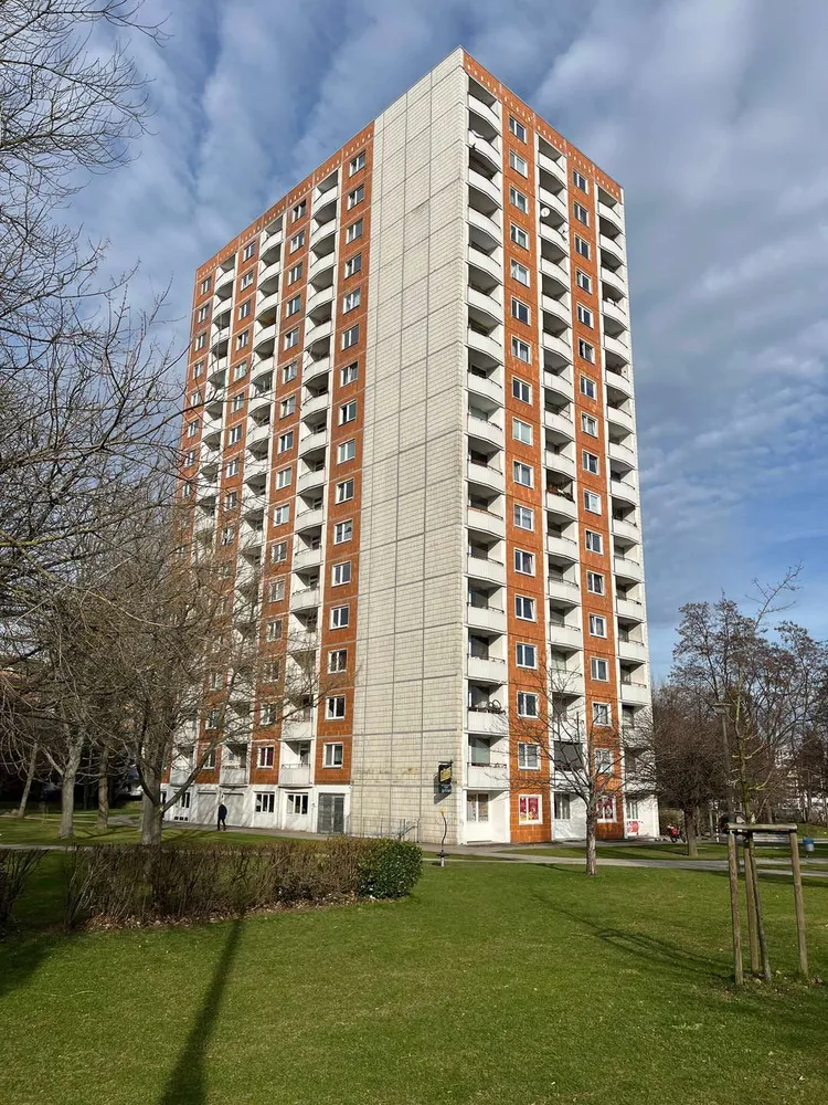 2 Zimmer Wohnung mit 62 m² in Dresden – Bild 1