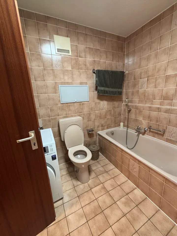 2 Zimmer Wohnung mit 80 m² in Saarbrücken – Bild 6