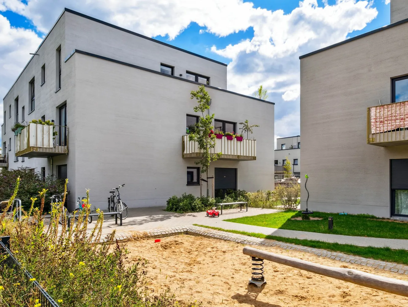 2 Zimmer Wohnung mit 66 m² in Berlin – Bild 6