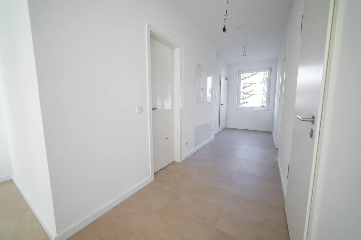 2 Zimmer Wohnung mit 85 m² in Berlin – Bild 4
