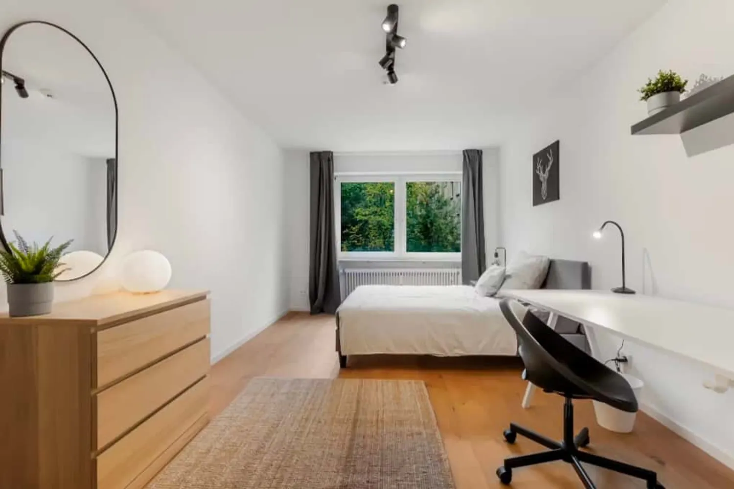 WG-Zimmer mit 12 m² in München – Bild 2