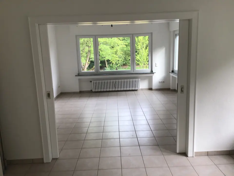 3 Zimmer Wohnung mit 131 m² in Essen – Bild 2