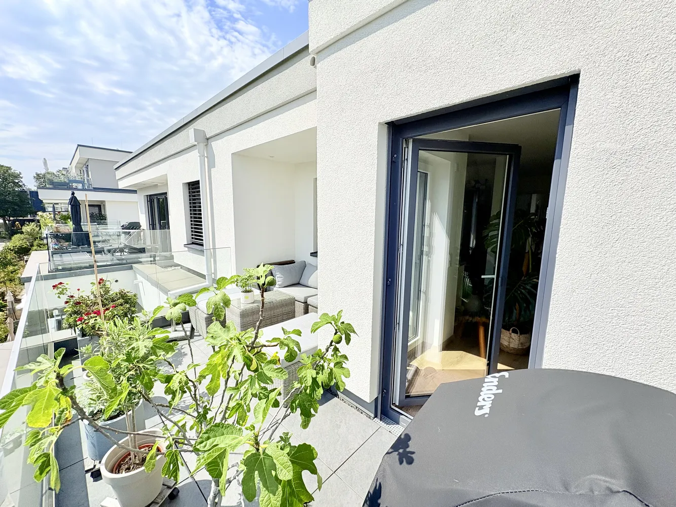 3 Zimmer Wohnung mit 89 m² in Wiesbaden – Bild 2