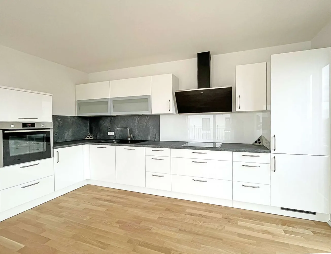 3 Zimmer Wohnung mit 78 m² in Frankfurt am Main – Bild 4