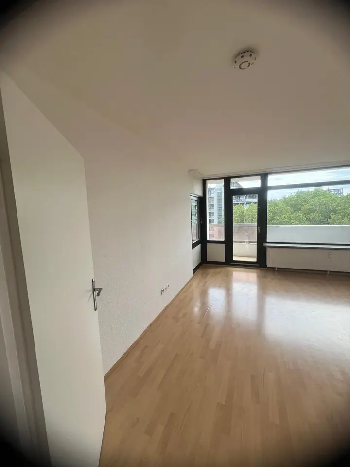 3 Zimmer Wohnung mit 75 m² in Frechen – Bild 2