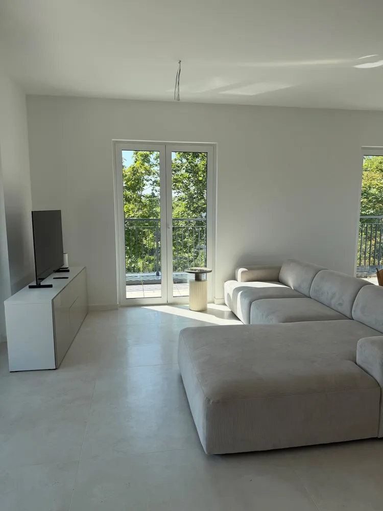 4 Zimmer Wohnung mit 120 m² in Berlin – Bild 1