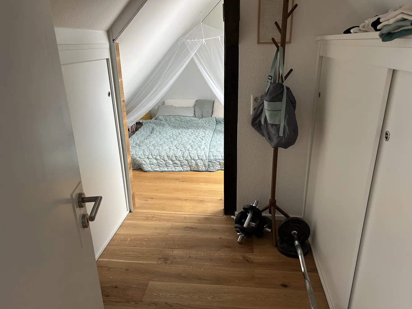 4 Zimmer Wohnung mit 93 m² in Karlsruhe – Bild 3