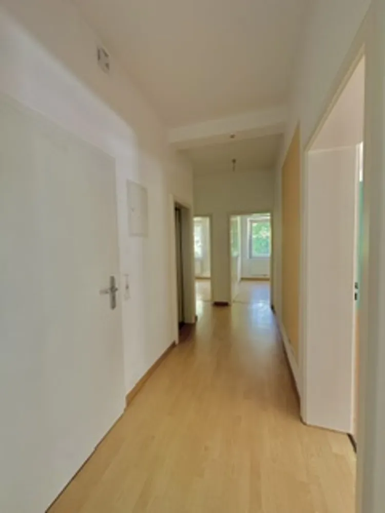 3 Zimmer Wohnung mit 86 m² in Baden-Baden – Bild 2