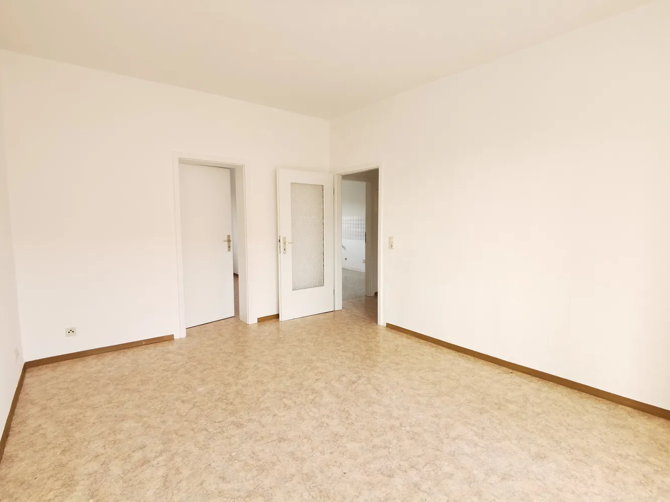 2 Zimmer Wohnung mit 52 m² in Magdeburg – Bild 3
