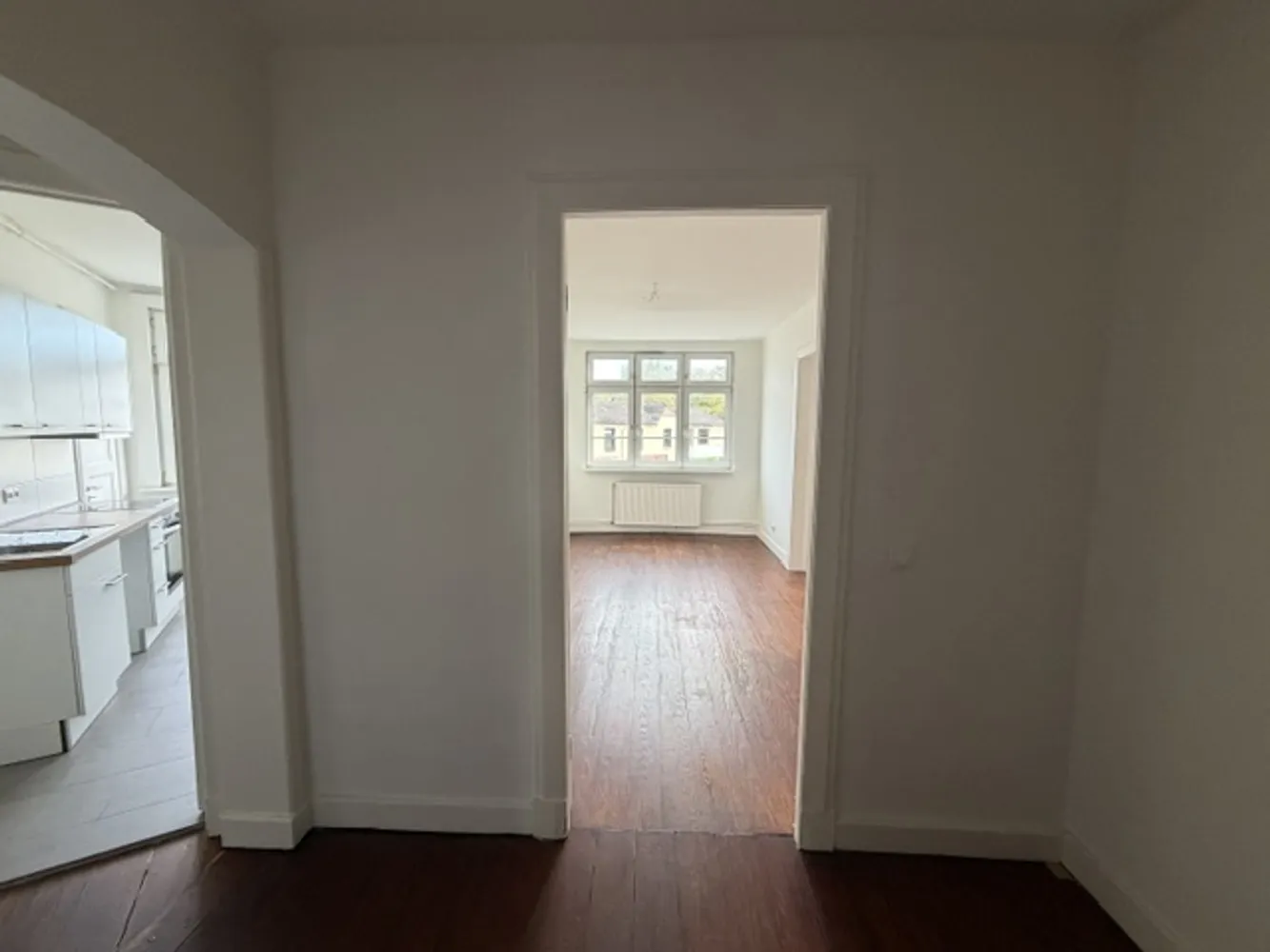3 Zimmer Wohnung mit 75 m² in Hamburg – Bild 2