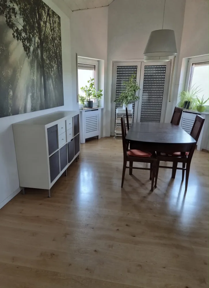 4 Zimmer Wohnung mit 100 m² in Karlsruhe – Bild 3