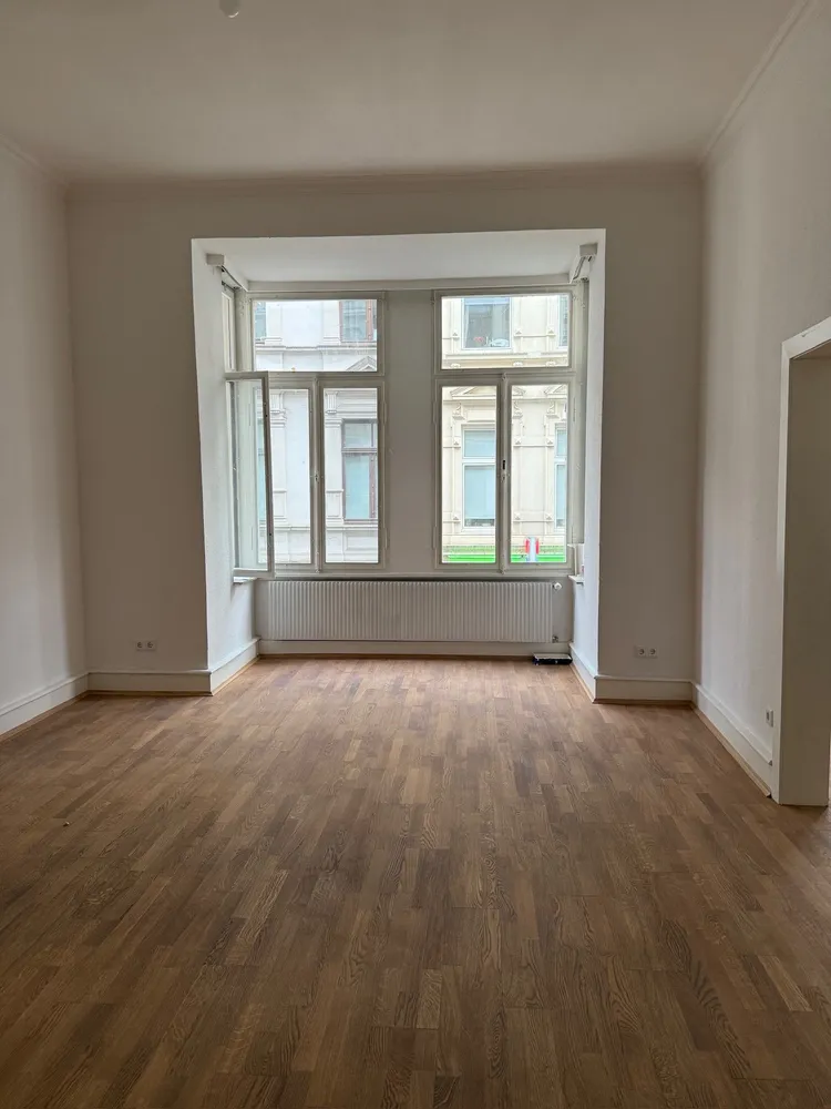 3 Zimmer Wohnung mit 125 m² in Köln – Bild 3