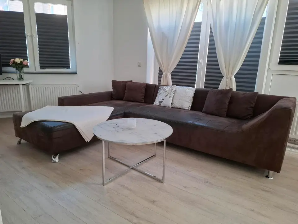 WG-Zimmer mit 80 m² in Bergisch Gladbach – Bild 1