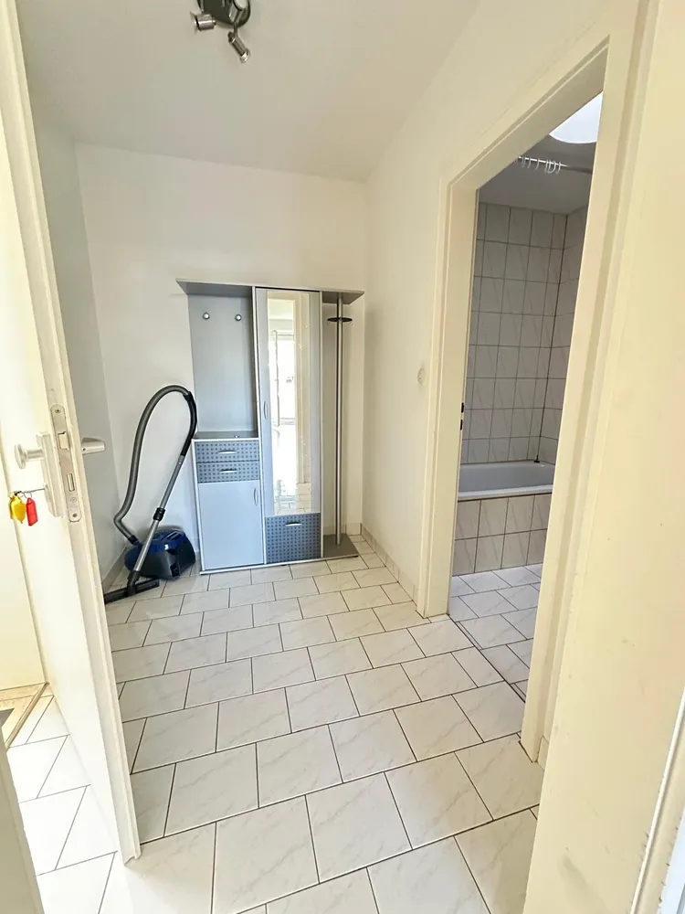 2 Zimmer Wohnung mit 44 m² in München – Bild 3