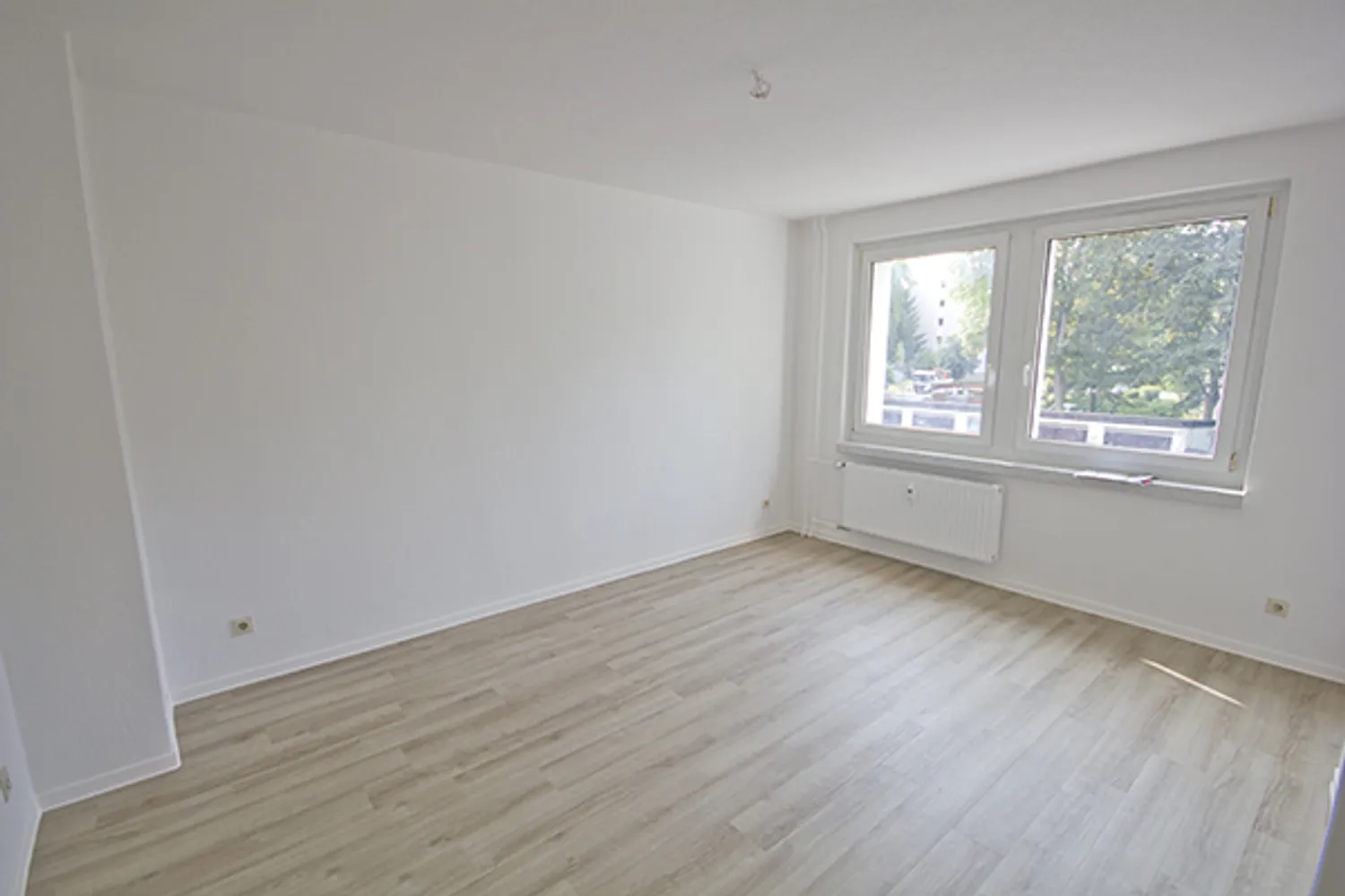 2 Zimmer Wohnung mit 40 m² in Halle (Saale) – Bild 4