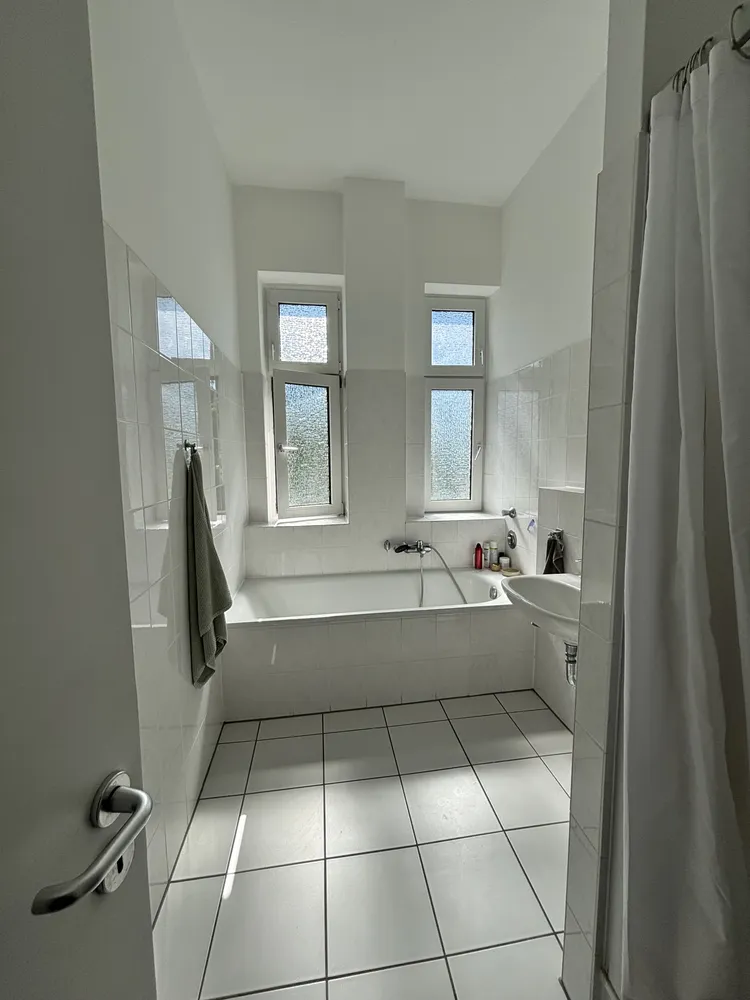 5 Zimmer Wohnung mit 130 m² in Düsseldorf – Bild 9
