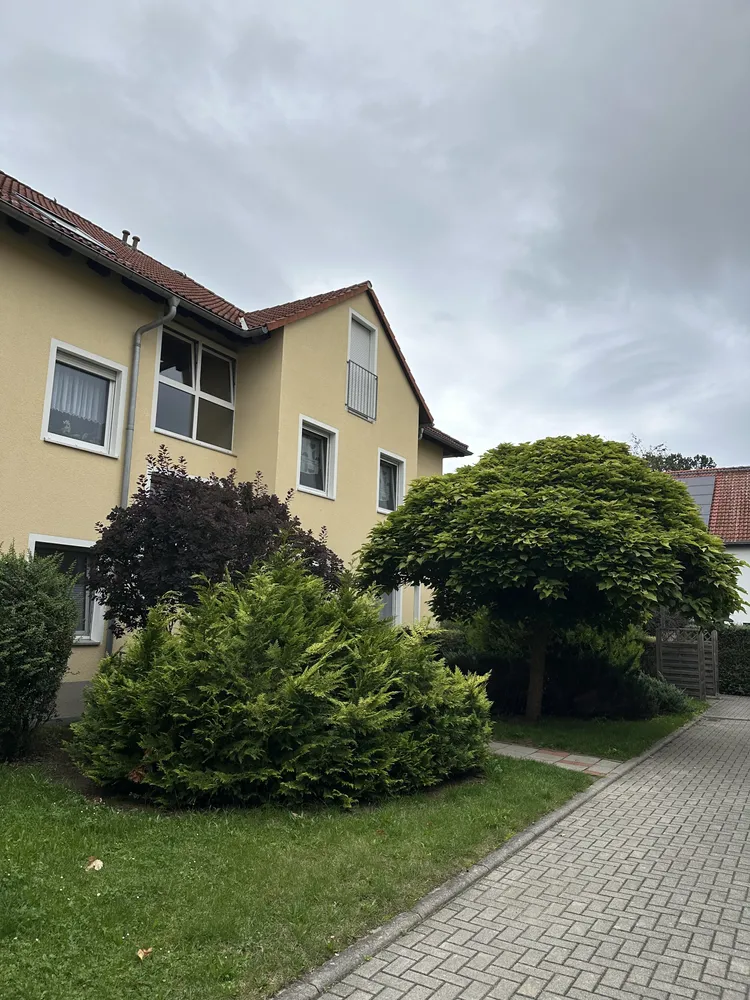 4 Zimmer Wohnung mit 90 m² in Dresden – Bild 1