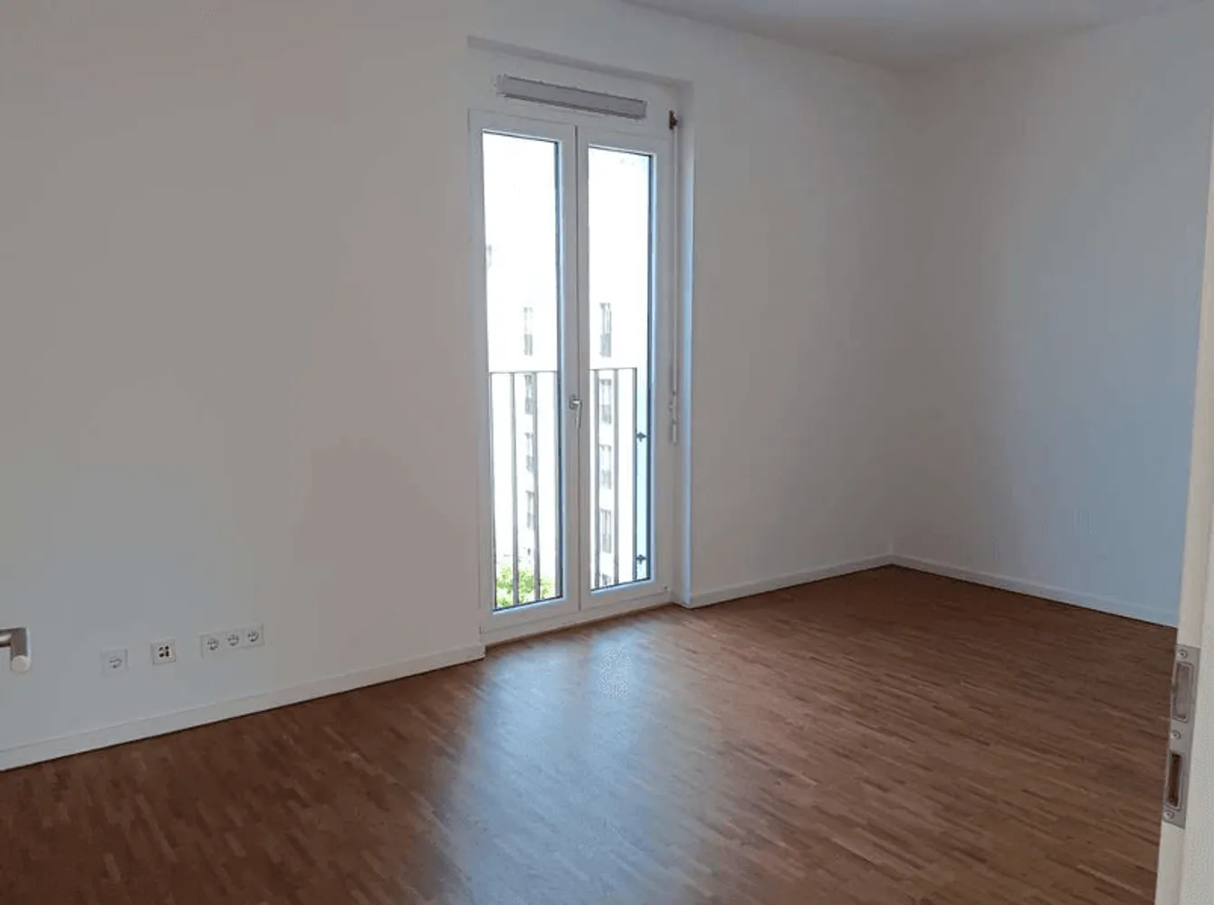 4 Zimmer Wohnung mit 119 m² in Frankfurt am Main – Bild 3