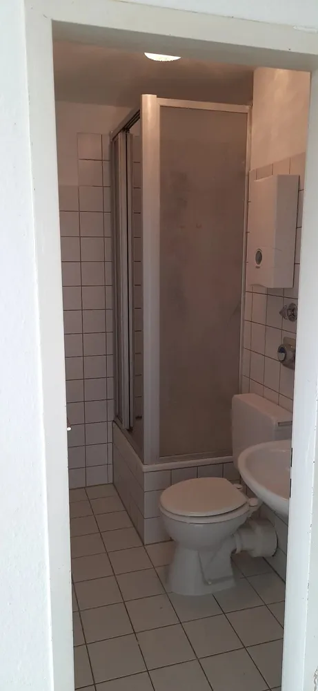 1 room apartment with 30 m² in Cologne – Photo 4