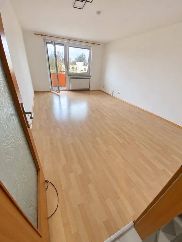 2 Zimmer Wohnung mit 67 m² in Straubing – Bild 1