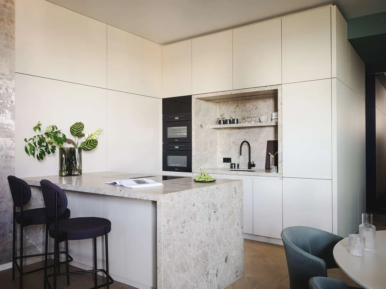 3 Zimmer Wohnung mit 102 m² in Frankfurt am Main – Bild 10