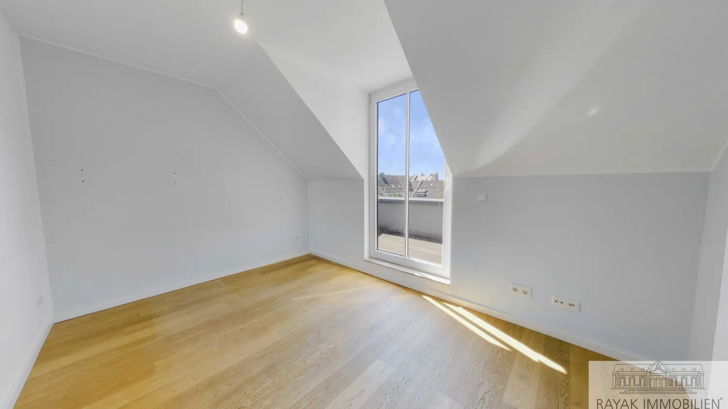 5 Zimmer Wohnung mit 125 m² in Düsseldorf – Bild 7