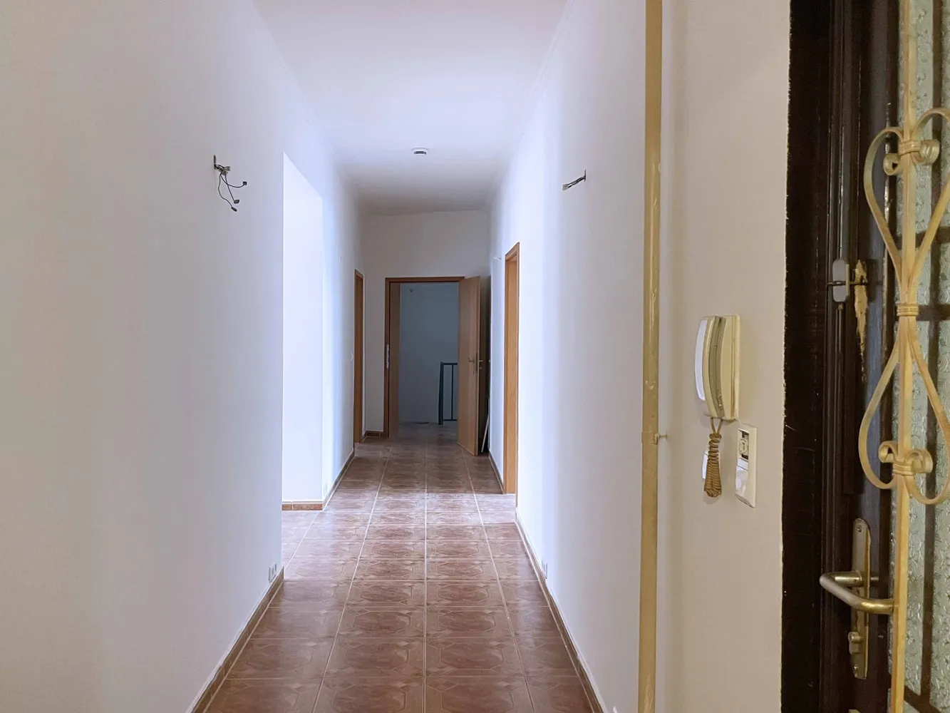 5 Zimmer Wohnung mit 196 m² in Halle (Saale) – Bild 3