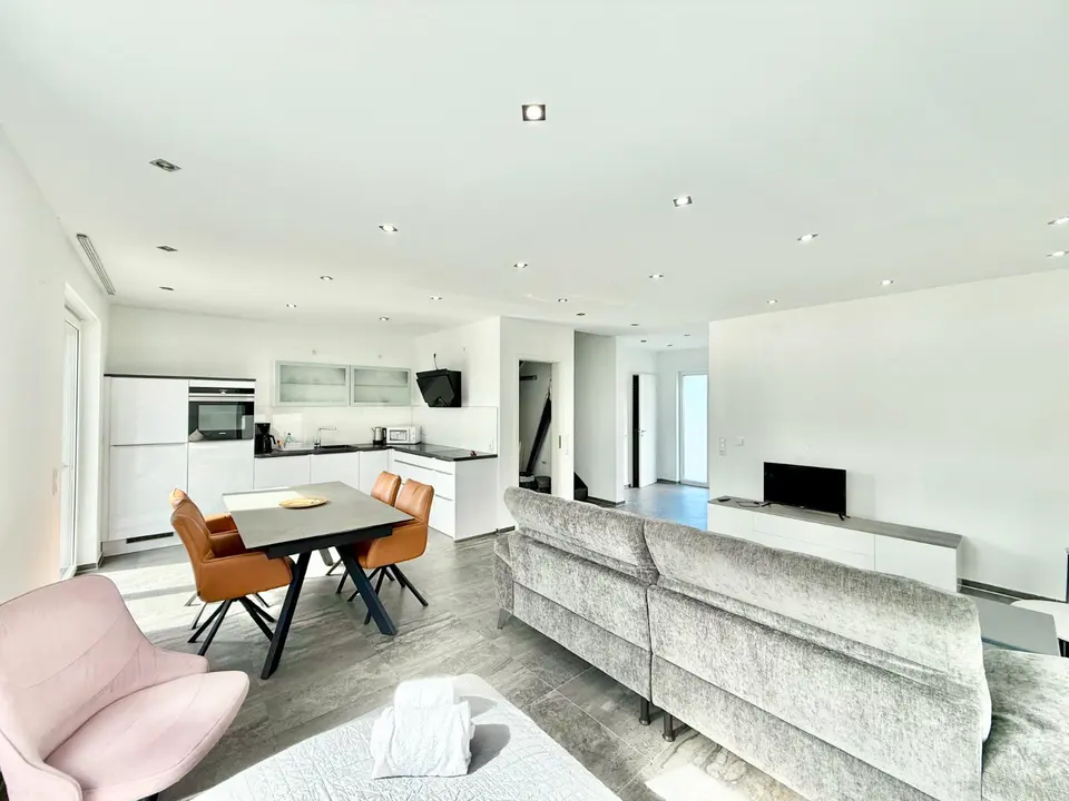 Shared room with 130 m² in Wolfsburg – Photo 1