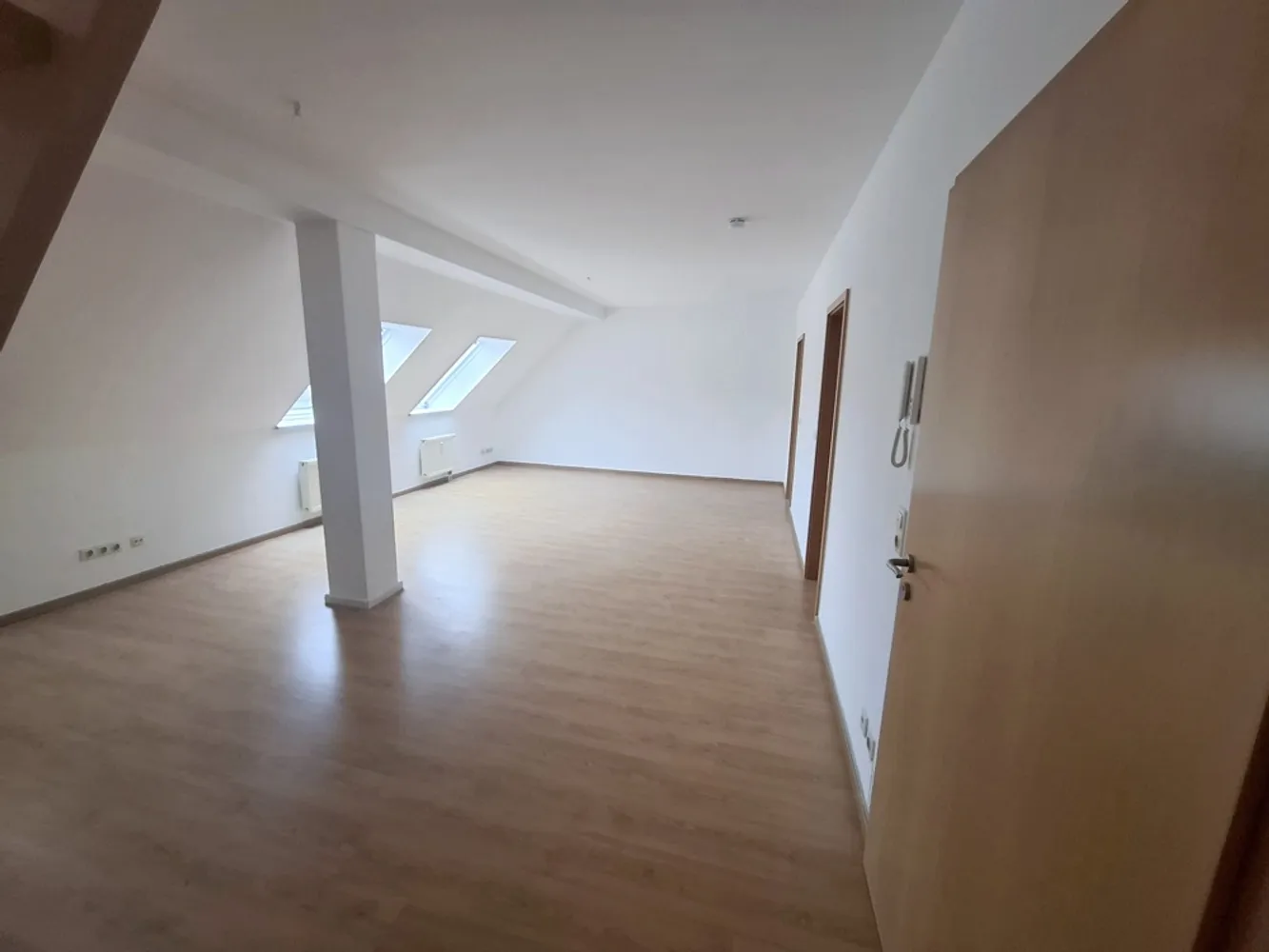 6 Zimmer Wohnung mit 121 m² in Halle (Saale) – Bild 11